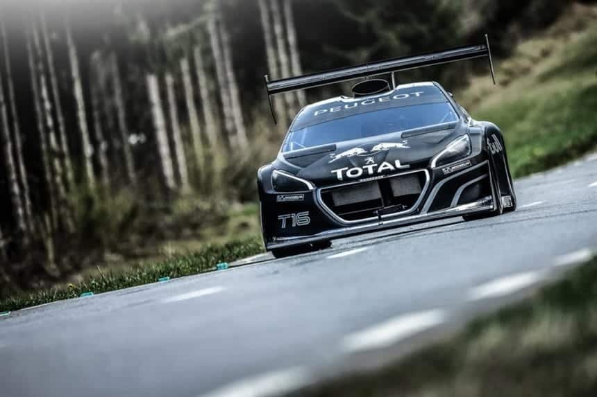Peugeot confirme la 208 R