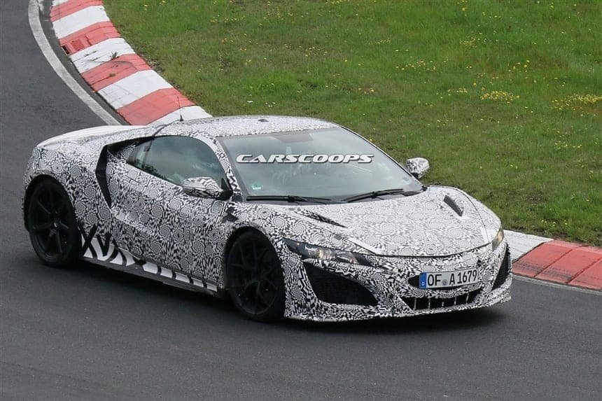 La future Honda NSX met le feu au Ring!