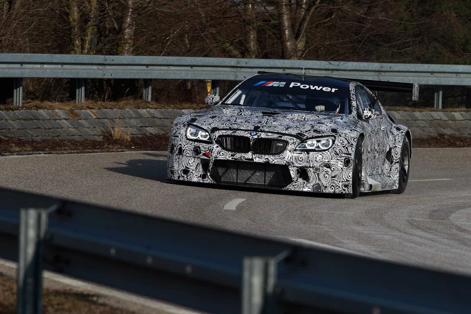 BMW fait rouler sa M6 GT3