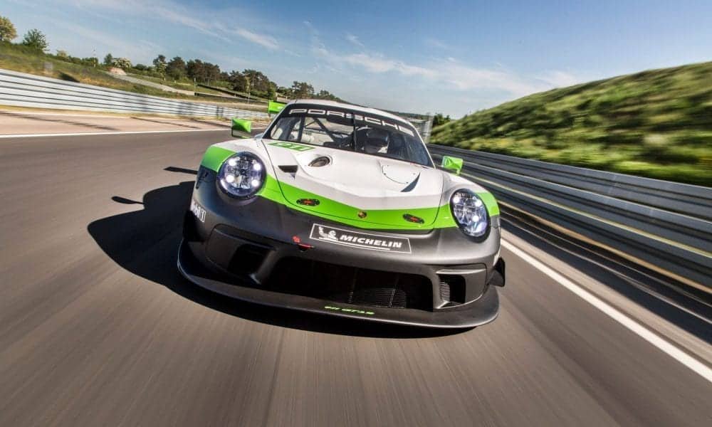 Porsche dévoile sa nouvelle 911 GT3 R au Nurburgring